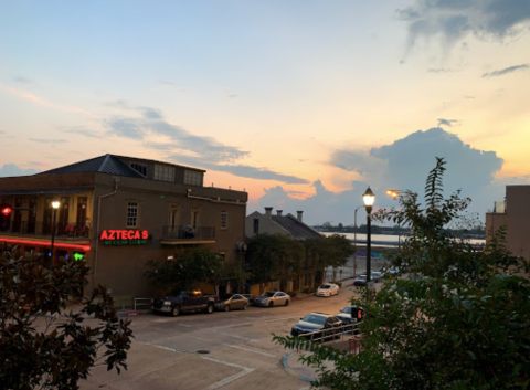 Chow Down On Irresistible Fish Tacos At Aztecas In Louisiana