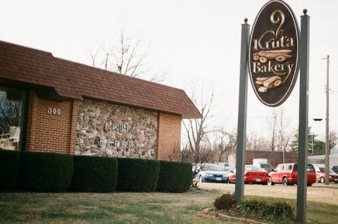 Kruta Bakery Has Been Making Delicious European Pastries In Illinois For Over 100 Years