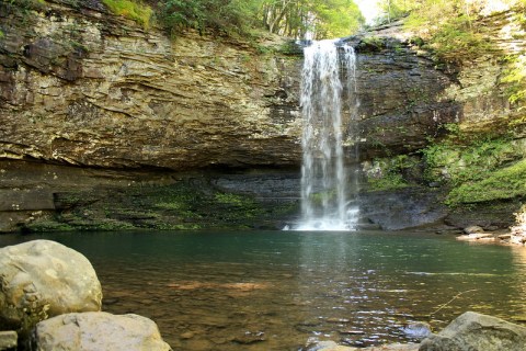 Hike To An Emerald Lagoon On The Impressive Sitton's Gulch Trail In Georgia