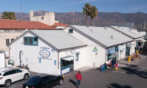 Buy The Best Fresh-Caught Fish And Crab At The Santa Barbara Fish Market In Southern California