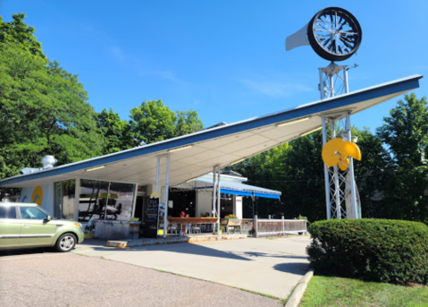 Find Legendary Sandwiches For Great Prices At The Spot Restaurant In Vermont