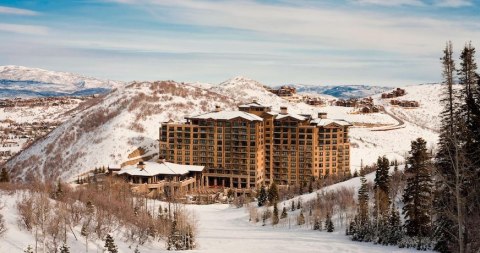 The Bloody Mary At Utah's St. Regis Deer Valley Bar Comes With A Generous Splash Of History