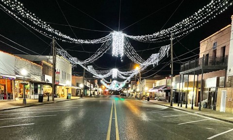 You'll Find Endless Treasures Along Louisiana's Antique Alley