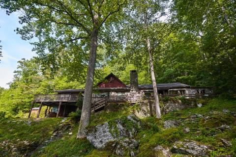 Gamekeeper Restaurant Is A Little-Known North Carolina Restaurant That's In The Middle Of Nowhere, But Worth The Drive