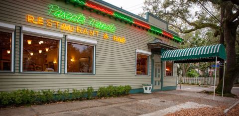 The BBQ Shrimp From Pascal's Manale In New Orleans Is Shrimply Delicious