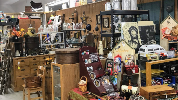 a huge selection at the Berlin Village Antique Mall in Ohio