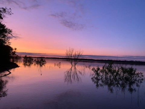 Spend A Blissful Weekend At Pomona Lake When You Book A Stay At This Cozy Retreat In Kansas