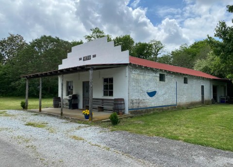 This Charming Airbnb In Small Town Alabama Was Once A General Store