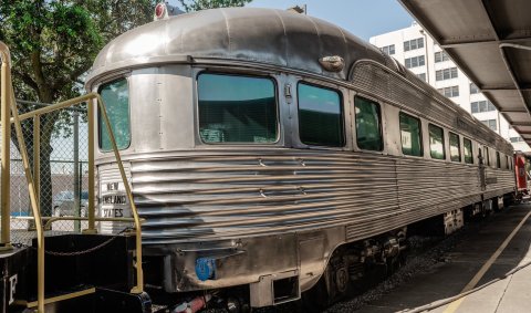 This Summer, You Can Spend The Night In A Vintage Train Car At The Galveston Railroad Museum In Texas