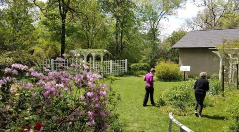 This New Audio Tour Is The Perfect Way To Enjoy One Of Mississippi's Most Famous Gardens 