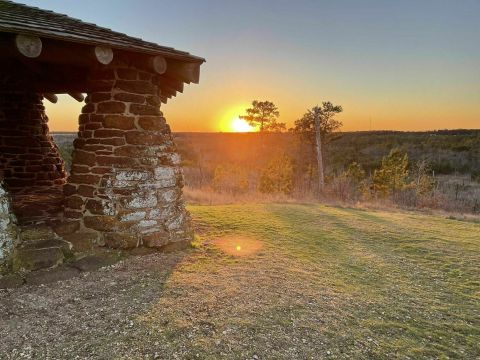 Scenic Overlook Trail Is A Gorgeous Forest Trail In Texas That Will Take You To A Hidden Overlook