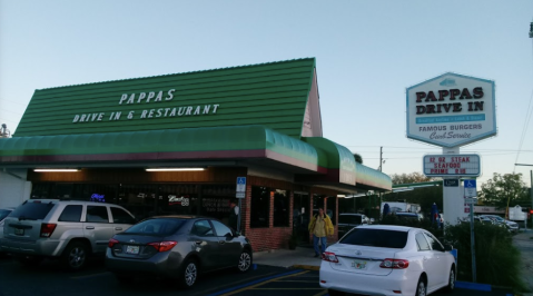 This Old School Drive-In Restaurant In Florida Is Famous For Their Juicy Hamburgers