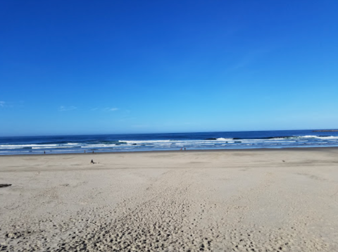 The Whitest, Most Pristine Sand In Oregon Is Found At The Underrated South Beach