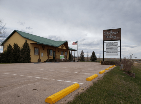 The Rustic Farmhouse Vintage Design In South Dakota Is 8 Stores In 1