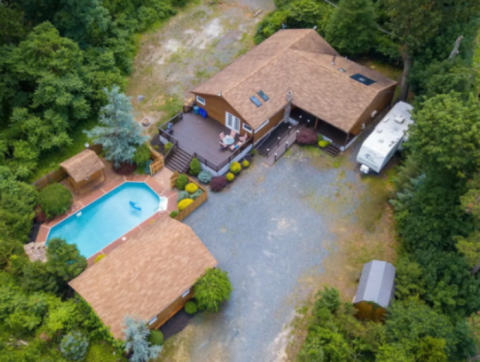 Relax In A Hot Tub Under The Stars At This Luxe New Jersey Cabin