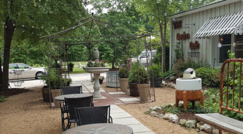 The Garden Cafe In South Carolina Is A Secret Garden Restaurant Surrounded By Natural Beauty