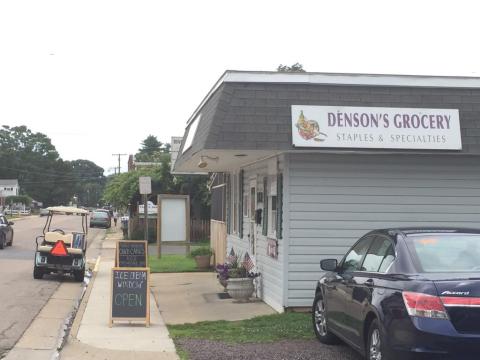 This Coastal Grocery Store Has Its Own Oyster Bar And It's A Virginia Culinary Treasure