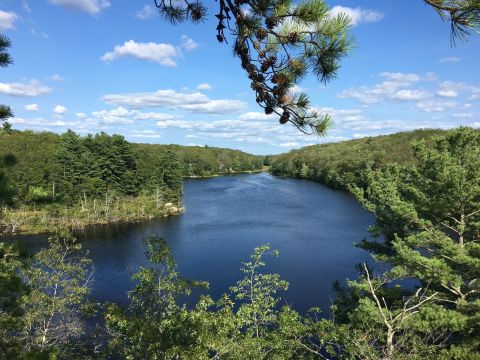 The Trail In Rhode Island That Will Lead You On An Adventure Like No Other