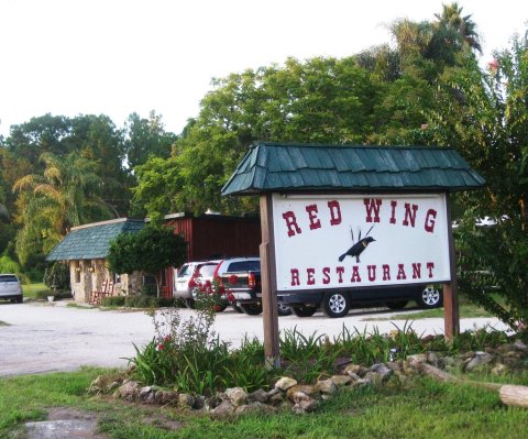 Both A Restaurant And A Rescue Farm, Florida's Red Wing Restaurant Is An Underrated Day Trip Destination