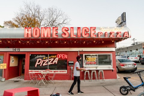 You’ve Never Tasted Pizza Quite Like The Pies Made At Home Slice Pizza In Texas