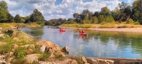 Take The Longest Float Trip In Oklahoma This Summer On The Illinois River