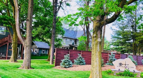 You'll Feel Worlds Away At Illinois' Lincoln Way, An Eco-Friendly Inn