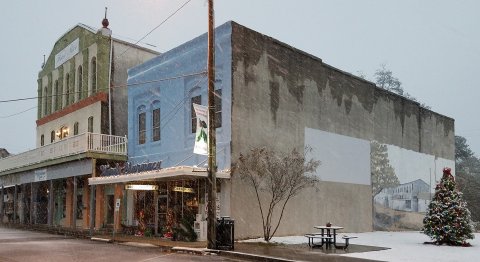 Authentically Old-Fashioned, Wards Pharmacy In Mississippi Has A Gift Shop And Soda Fountain