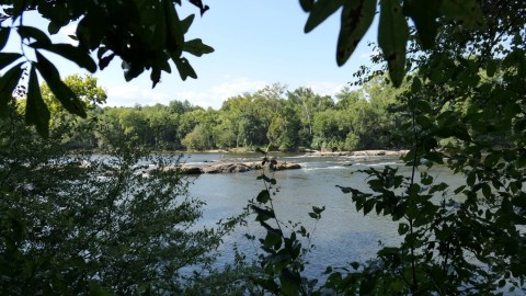 North Carolina's Campbell Creek Loop Trail Leads To A Magnificent Hidden Oasis