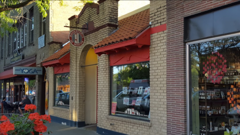 Book People Of Moscow Is A Charming Little Book Shop In Idaho You'll Never Want To Leave