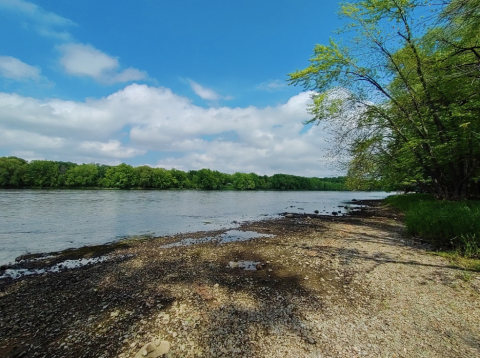 Visit Minnesota's Montissippi Regional Park For Lovely Hikes, Playgrounds, And Views Of The Mississippi River