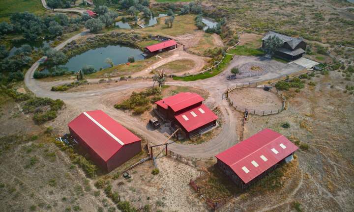 bird's eye view of Almosta Ranch Lodge in Wyoming