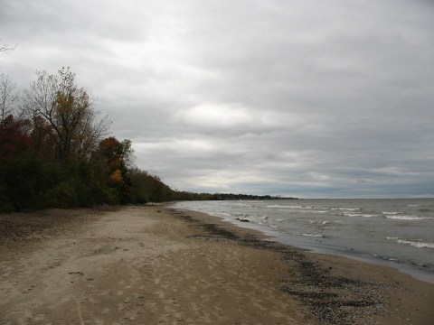 This Scenic But Mysterious Beach In New York Is Haunted By A Ghostly Specter