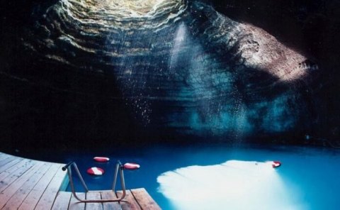 This Secluded Geothermal Hot Spring In Utah Might Just Be Your New Favorite Swimming Spot