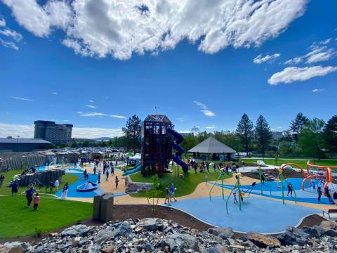 There’s An Ice Age Themed Playground And Splash Pad At Riverfront Park In Washington