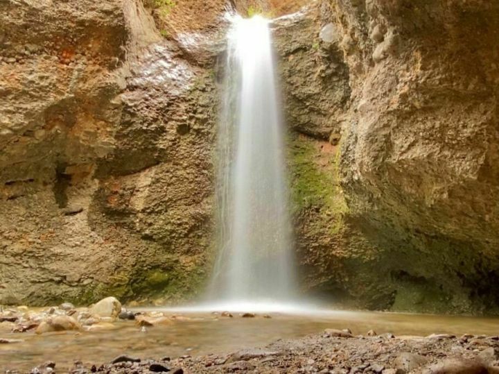 waterfall trail in Utah