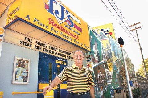 TJ's Sports Garden Restaurant Is A Bar Arcade In West Virginia And It’s An Adult Playground Come To Life