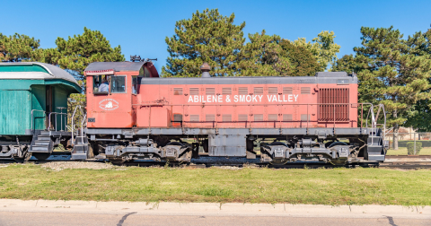 4 Incredible Kansas Day Trips You Can Take By Train