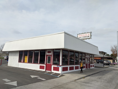 It's Not Summer 'Til You Visit Brock's Old-Fashioned Ice Cream Palace In Northern California