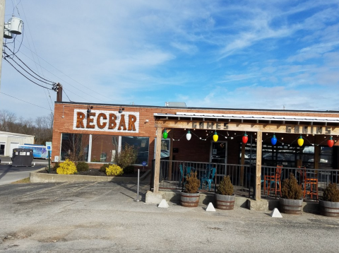 There’s An Arcade Bar In Kentucky And It Will Take You Back In Time