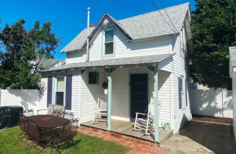 9 Adorably Tiny Cottages That Are Perfect For A New Jersey Vacation