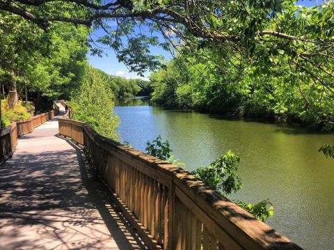 These 7 Trails And Waterfalls Near Nashville Are The Perfect Way To Experience Stunning Natural Beauty