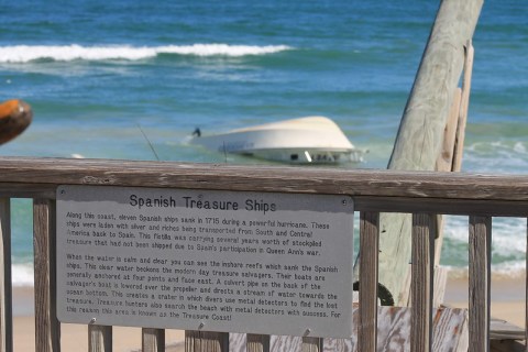 There's A Shipwreck Ruin From 1715 With 3,000,000 Silver Coins Near The Treasure Coast Of Florida