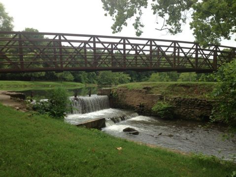 This 2.5-Mile Trail In Missouri Leads To A Cascading Waterfall And A Pond