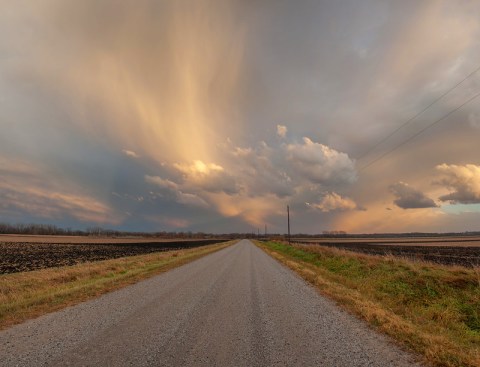 Hidden Dangers Every Driver Needs To Watch For On Iowa's 65,000 Miles Of Gravel Road