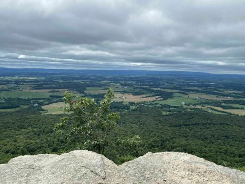 Flat Rock Loop Trail In Pennsylvania Leads To Panoramic Views Of The Cumberland Valley