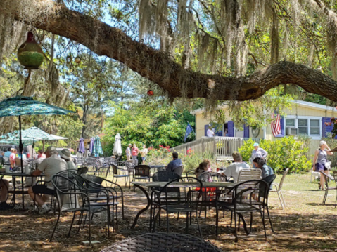 Lucy Bell's Is An Incredible South Carolina Restaurant That's Way Out In The Boonies But So Worth The Trip