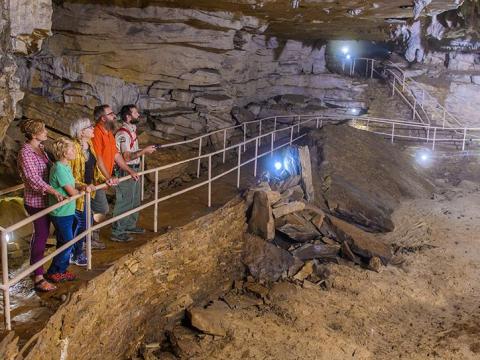 Walk Straight Through A Mountain On This Kentucky Cavern Tour