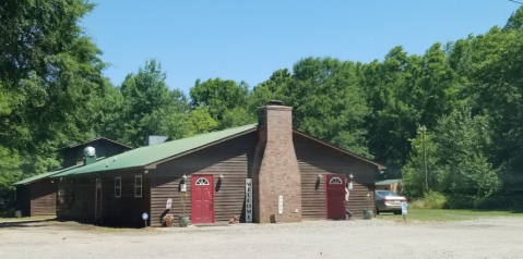 Country Boys Cooking In Georgia Offers Steak Slow-Cooked Over Charcoal Grills