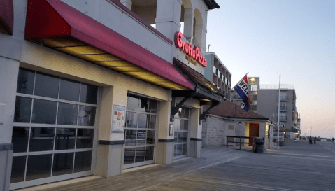 Delaware's Most Iconic Pizza Shop Is The Place To Go For A Slice On The Boardwalk