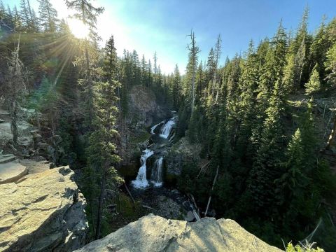 This 2-Mile Trail In Oregon Leads To A Double Waterfall And A Scenic Overlook